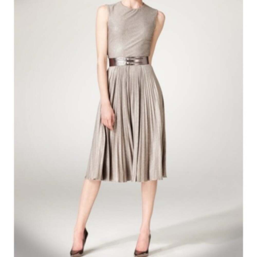 Maggy London Sparkle Gold Pleated Dress Size 10